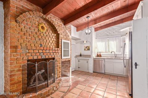 1301 E Lind Rd, Tucson, AZ 85719 photo 10