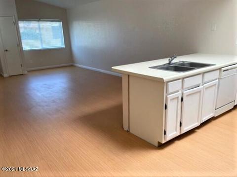 6185 W Greystone Loop, Tucson, AZ 85713 photo 12