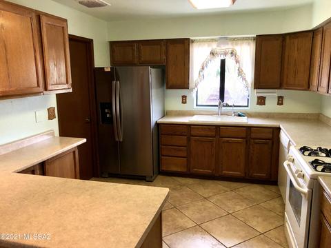 2531 E Roslyn Ln, Vail, AZ 85641 photo 7