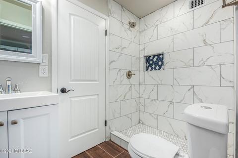 825 E Mitchell Dr, Tucson, AZ 85719 photo 23