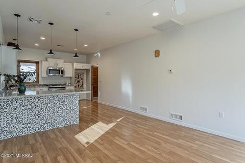 125 E 16th St, Tucson, AZ 85701 photo 8