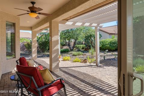 2202 Eager Dr, Green Valley, AZ 85614 photo 2
