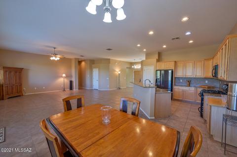 13607 E Aviara Pl, Vail, AZ 85641 photo 2