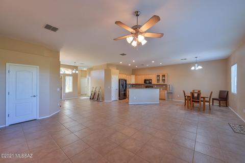 13607 E Aviara Pl, Vail, AZ 85641 photo 3