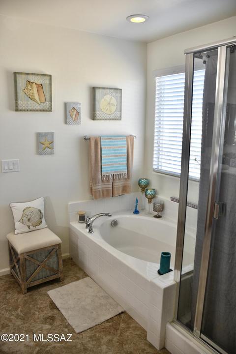 11449 E Desert Raptor Loop, Tucson, AZ 85747 photo 11