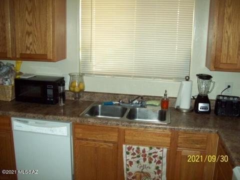 913 E 34th St, Tucson, AZ 85713 photo 16
