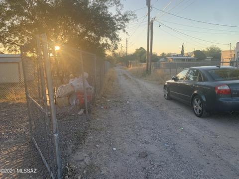 913 E 34th St, Tucson, AZ 85713 photo 11