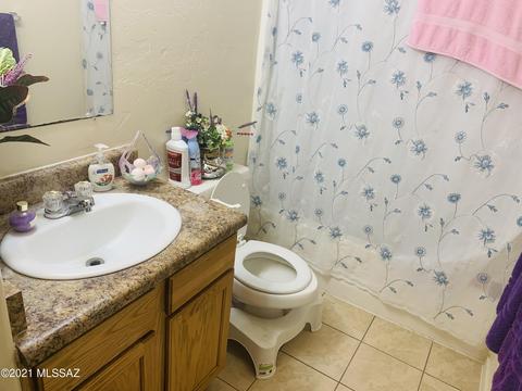 913 E 34th St, Tucson, AZ 85713 photo 5