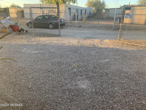 913 E 34th St, Tucson, AZ 85713 photo 10