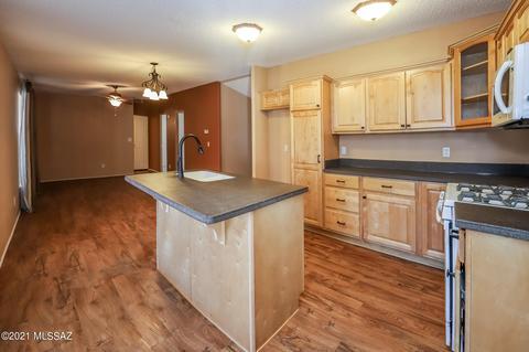 6041 E Thunder River Dr, Tucson, AZ 85756 photo 10