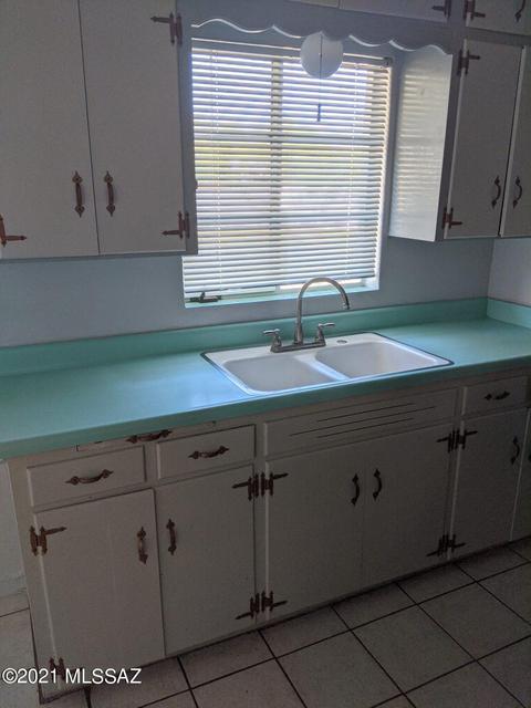 4801 E Hampton St, Tucson, AZ 85712 photo 2