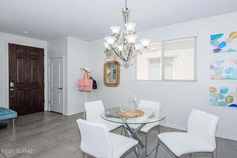 8928 E Wright School Loop, Tucson, AZ 85715 photo 7