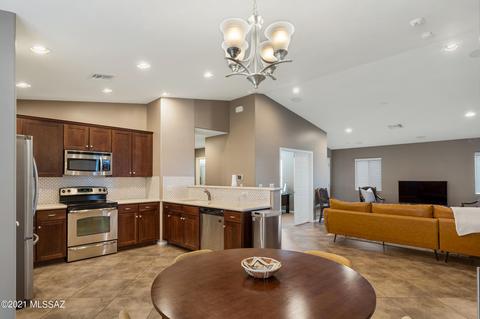 7060 S Copper Bloom Ave, Tucson, AZ 85756 photo 3