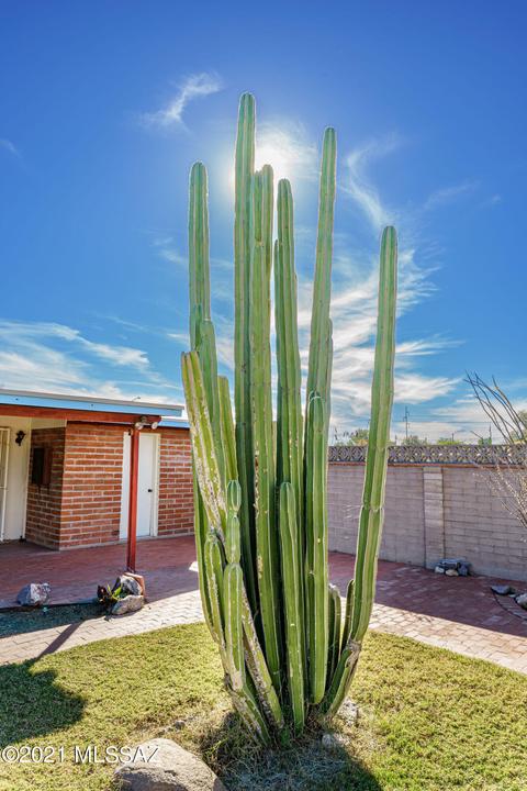8001 E Kenyon Dr, Tucson, AZ 85710 photo 25