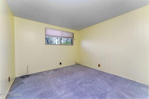 8001 E Kenyon Dr, Tucson, AZ 85710 photo 17