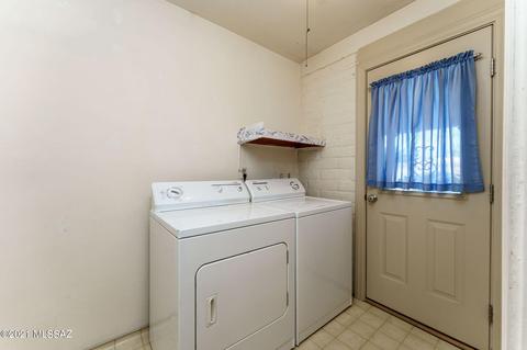 8001 E Kenyon Dr, Tucson, AZ 85710 photo 13