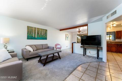 8001 E Kenyon Dr, Tucson, AZ 85710 photo 3