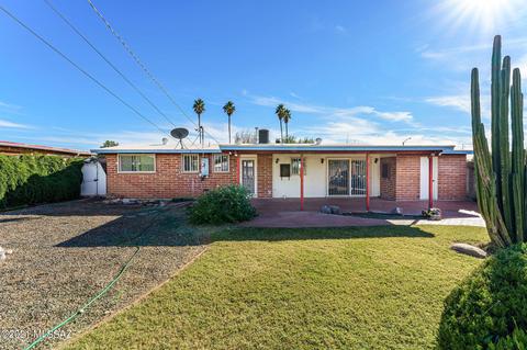 8001 E Kenyon Dr, Tucson, AZ 85710 photo 2
