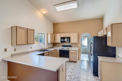 9144 E Wild Wash Dr, Tucson, AZ 85747 photo 10