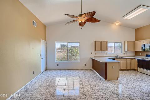 9144 E Wild Wash Dr, Tucson, AZ 85747 photo 13