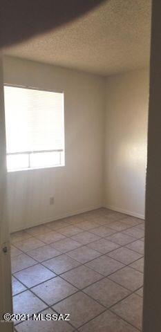1980 W Chablis Pl, Tucson, AZ 85746 photo 6