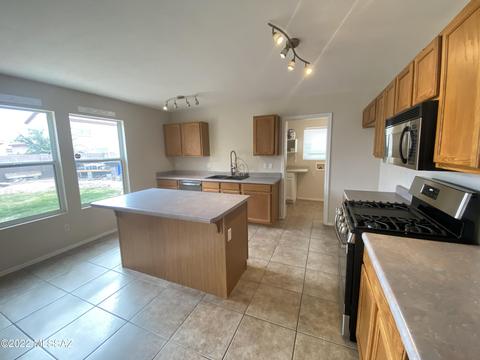 13666 E Shadow Pines Ln, Vail, AZ 85641 photo 4