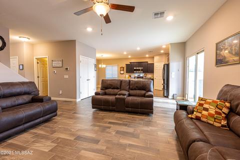 12160 E Becker Dr, Vail, AZ 85641 photo 3