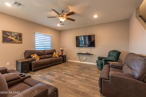 12160 E Becker Dr, Vail, AZ 85641 photo 9