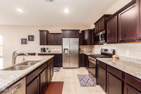 12079 E Domnitch Dr, Vail, AZ 85641 photo 3