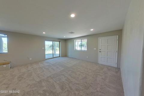 7701 E Persimmon Dr, Tucson, AZ 85730 photo 6