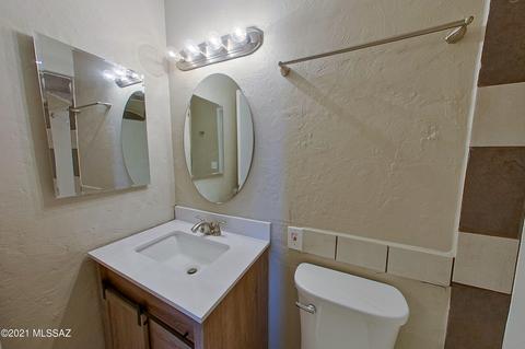 7701 E Persimmon Dr, Tucson, AZ 85730 photo 13