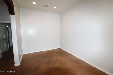 1060 E Silverlake Rd, Tucson, AZ 85713 photo 14