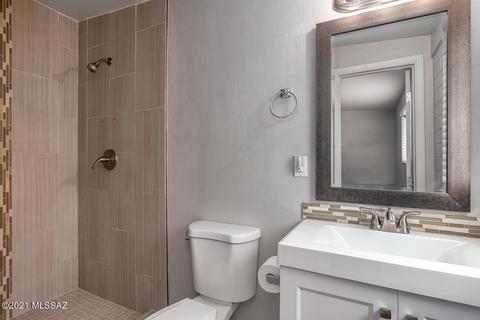 4426 E Sylvane St, Tucson, AZ 85711 photo 11