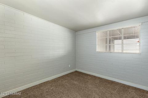 4426 E Sylvane St, Tucson, AZ 85711 photo 12