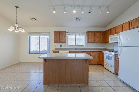13212 E Mesquite Flat Spring Dr, Vail, AZ 85641 photo 3