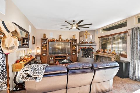 145 N Eastern Slope Loop, Tucson, AZ 85748 photo 18
