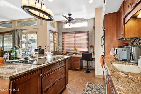 145 N Eastern Slope Loop, Tucson, AZ 85748 photo 14