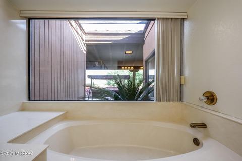 6853 E Via Vigna, Tucson, AZ 85750 photo 19