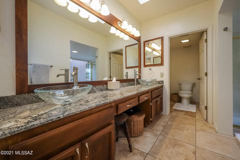 6853 E Via Vigna, Tucson, AZ 85750 photo 17