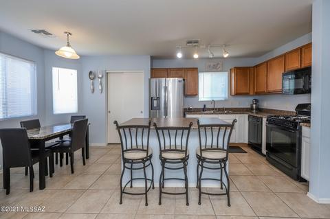 2407 E Camino Malcote, Tucson, AZ 85706 photo 13