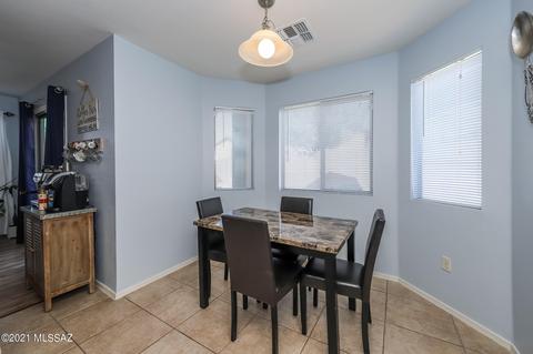 2407 E Camino Malcote, Tucson, AZ 85706 photo 18