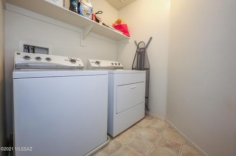 2407 E Camino Malcote, Tucson, AZ 85706 photo 24