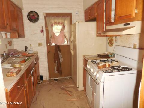 1027 E 24th St, Tucson, AZ 85713 photo 4