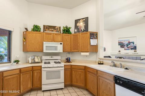 9063 E La Palma Dr, Tucson, AZ 85747 photo 8