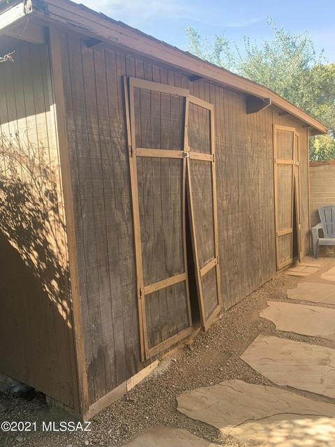 8652 E 26th Pl, Tucson, AZ 85710 photo 7