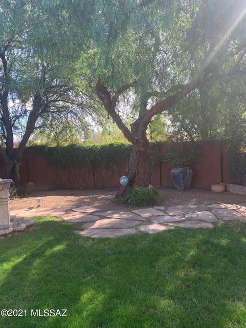 8652 E 26th Pl, Tucson, AZ 85710 photo 5