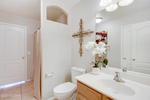 4461 E Mesquite Desert Trl, Tucson, AZ 85706 photo 27