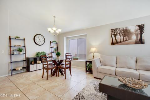 4461 E Mesquite Desert Trl, Tucson, AZ 85706 photo 5