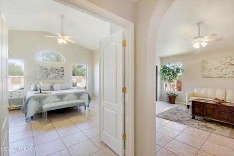 4461 E Mesquite Desert Trl, Tucson, AZ 85706 photo 16