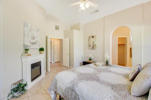 4461 E Mesquite Desert Trl, Tucson, AZ 85706 photo 19